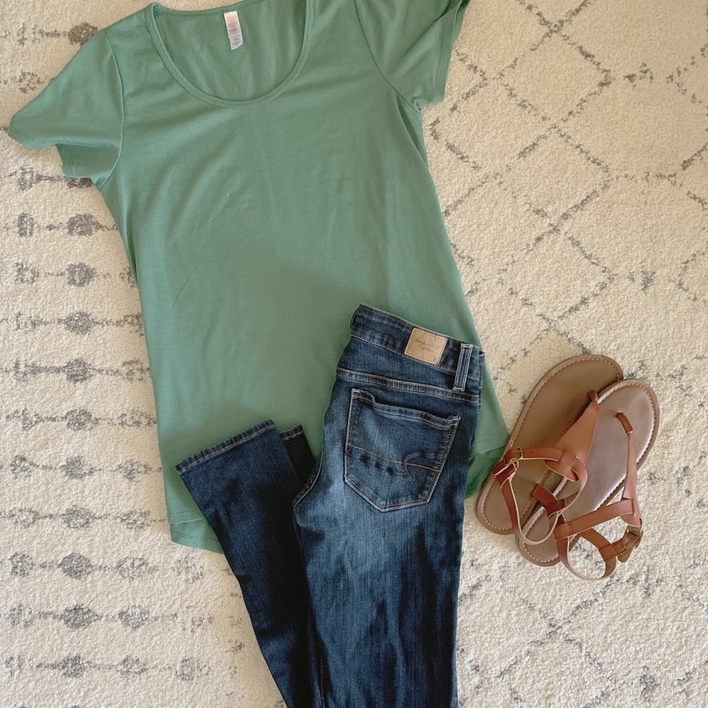 American Eagle skinny jeans